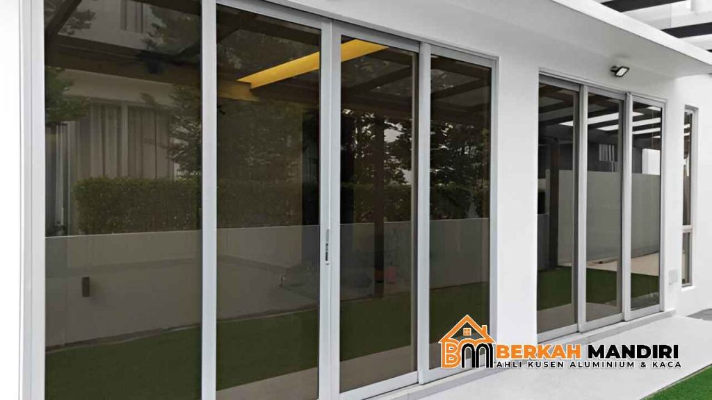 tukang pintu kaca aluminium di Bintara