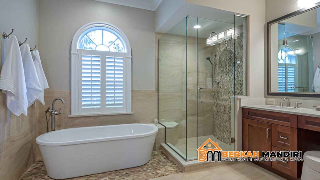kaca shower kamar mandi di Cilincing