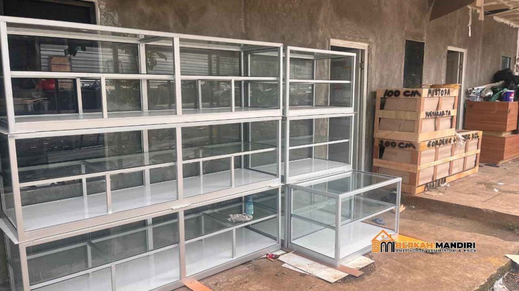 Model Etalase Kaca Minimalis Cikarang Bekasi Desain Elegan