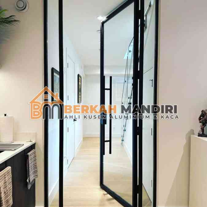 Pintu Swing Kaca Depok Custom Anti Pecah