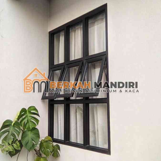 Jendela Casement Minimalis terbaik cocok untuk hunian anda